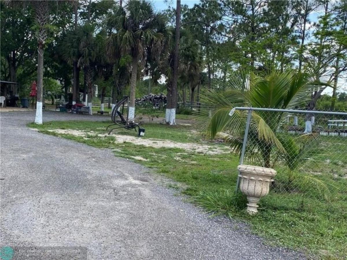 Picture of Home For Sale in Clewiston, Florida, United States