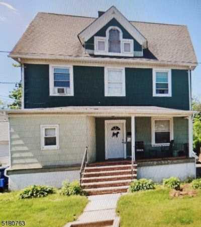 Home For Sale in Hackensack, New Jersey