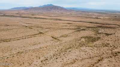 Residential Land For Sale in Willcox, Arizona