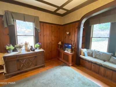 Home For Sale in Beach Lake, Pennsylvania