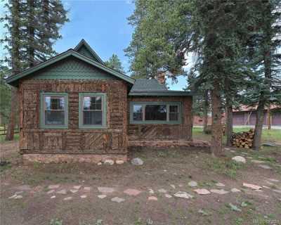Home For Sale in Woodland Park, Colorado