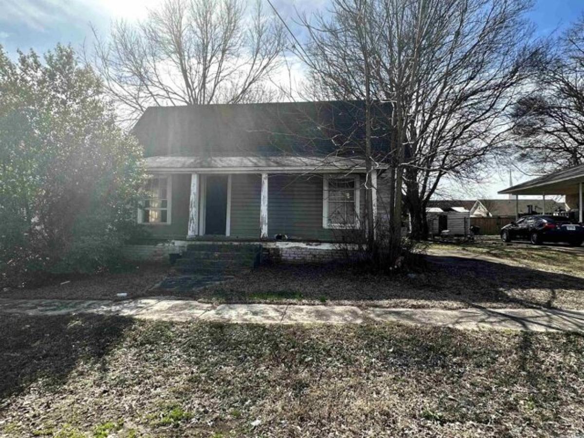 Picture of Home For Sale in Arkadelphia, Arkansas, United States
