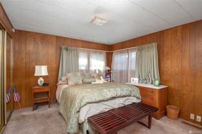 Home For Sale in Oak Harbor, Washington