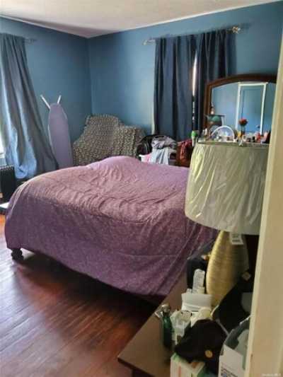 Home For Rent in Elmont, New York
