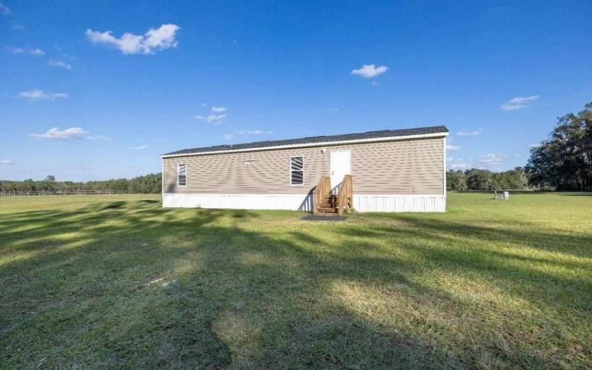 Picture of Home For Sale in Wellborn, Florida, United States