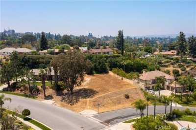 Residential Land For Sale in Redlands, California