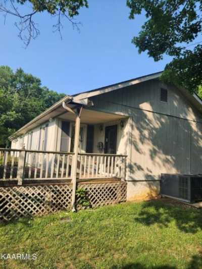 Home For Sale in Seymour, Tennessee