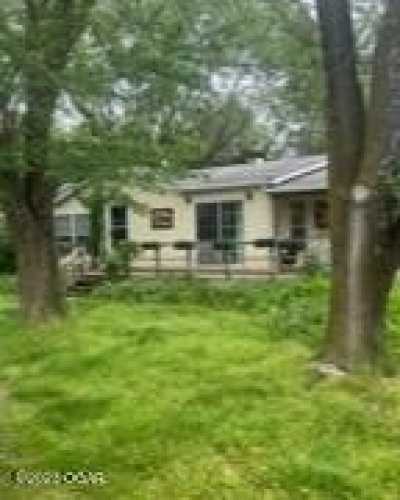 Home For Sale in Sarcoxie, Missouri