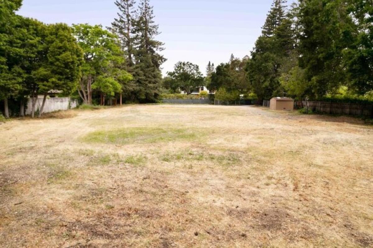 Picture of Residential Land For Sale in Atherton, California, United States