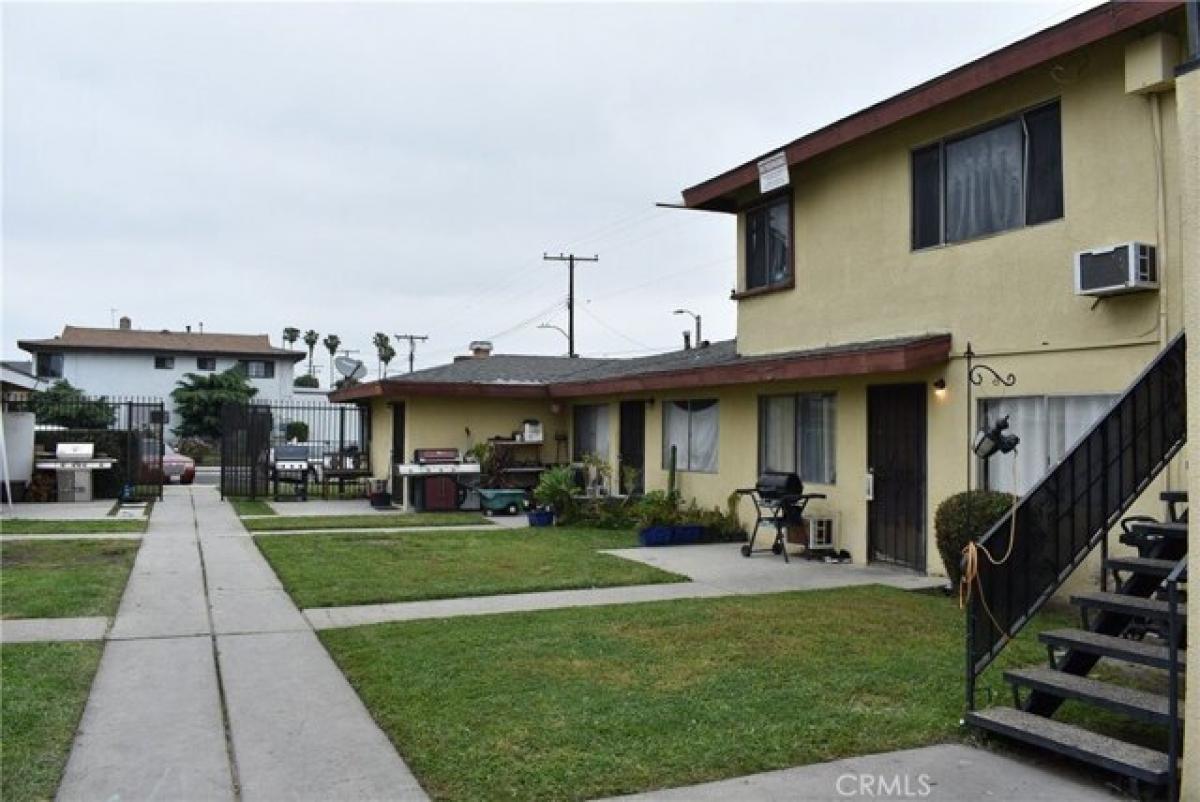 Picture of Home For Sale in Pomona, California, United States