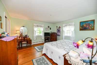 Home For Sale in Brookfield, New Hampshire