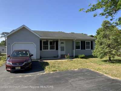 Home For Sale in Whiting, New Jersey