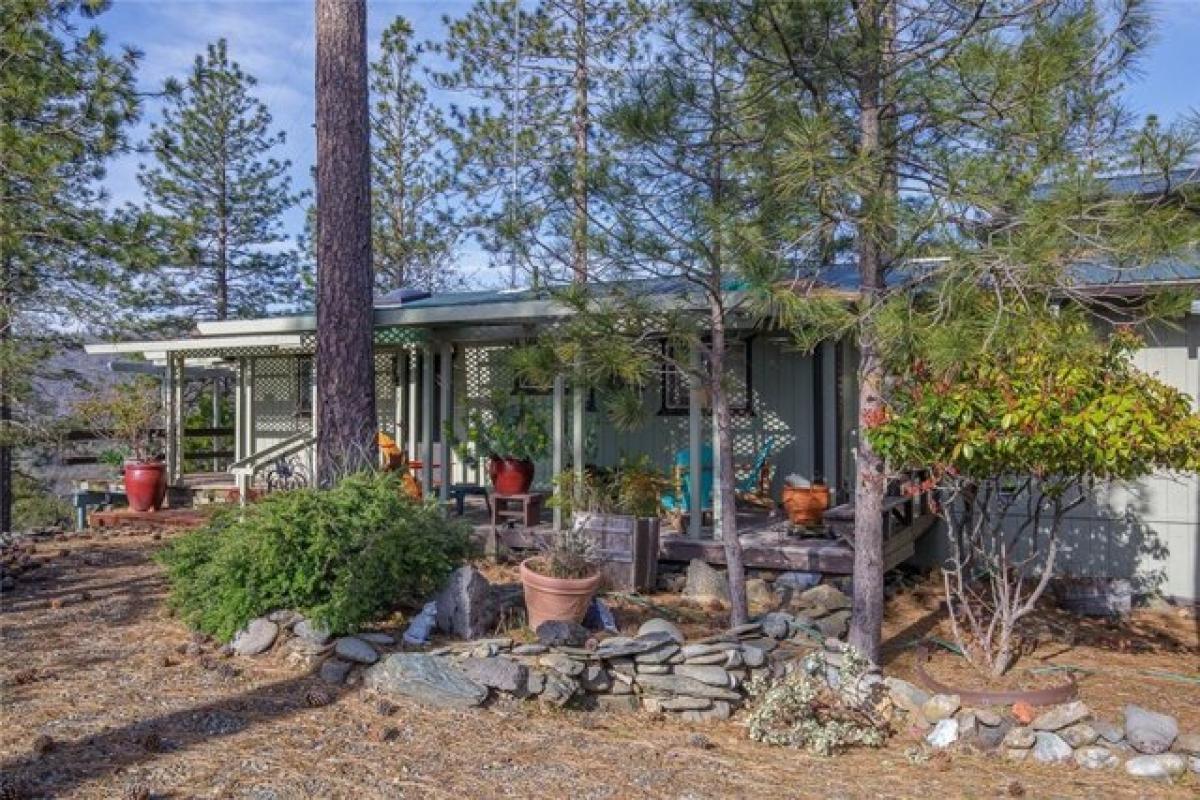 Picture of Home For Sale in Midpines, California, United States