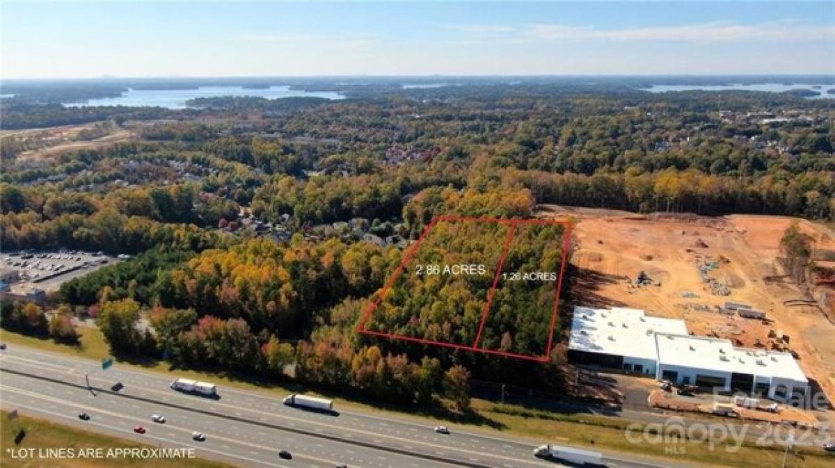 Picture of Residential Land For Sale in Cornelius, North Carolina, United States