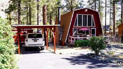 Home For Sale in Wrightwood, California
