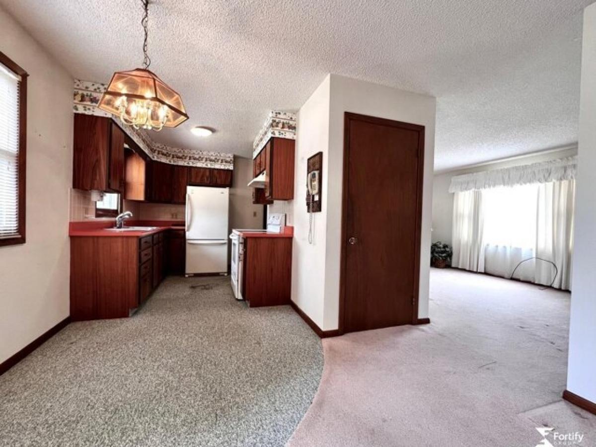 Picture of Home For Sale in Geneva, Nebraska, United States