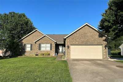 Home For Sale in Jackson, Missouri