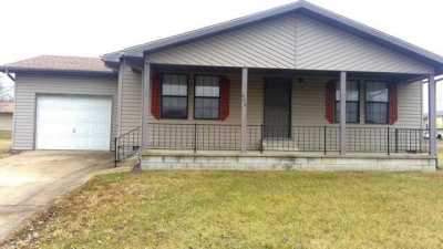 Home For Sale in Mountain Grove, Missouri