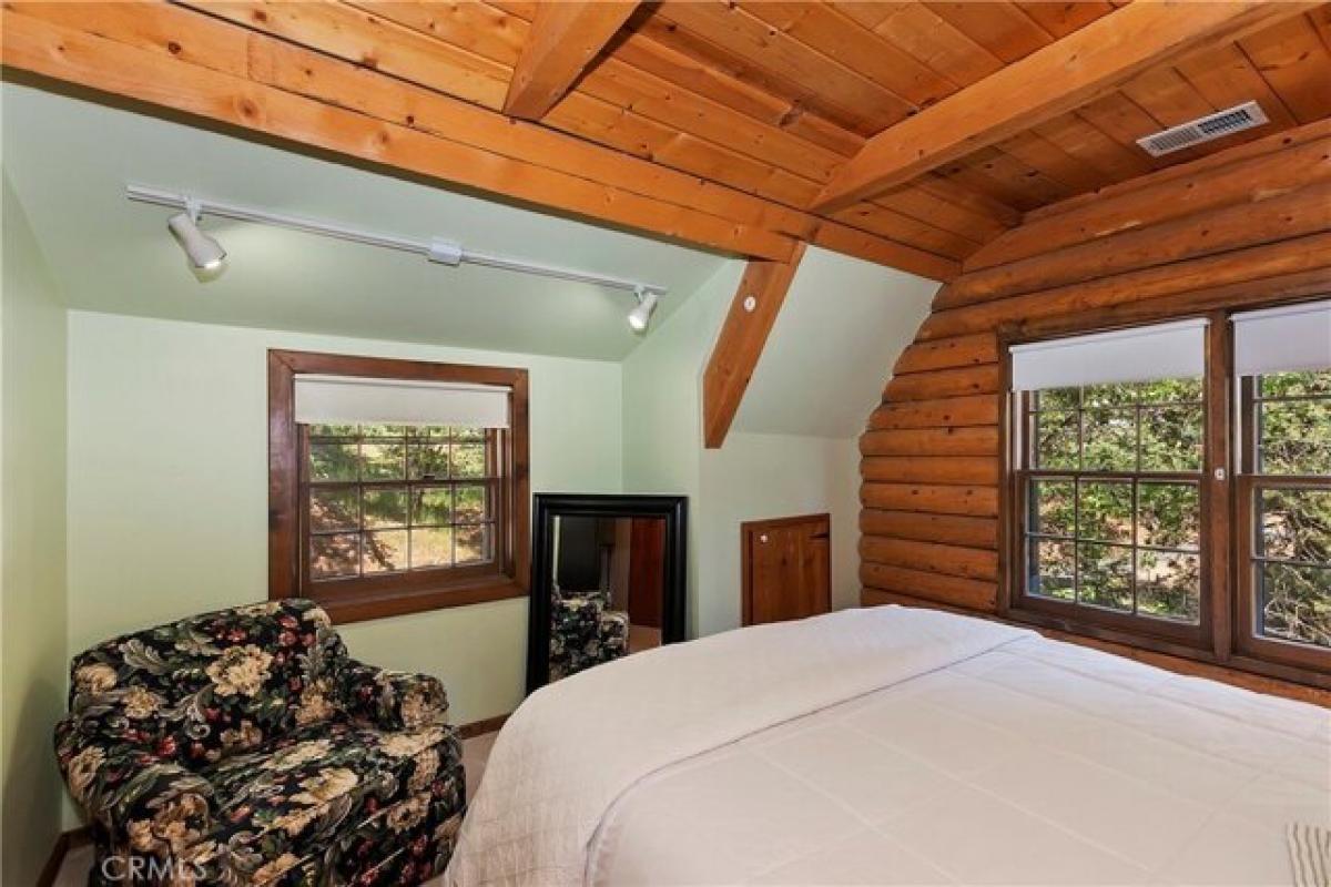 Picture of Home For Sale in Twin Peaks, California, United States