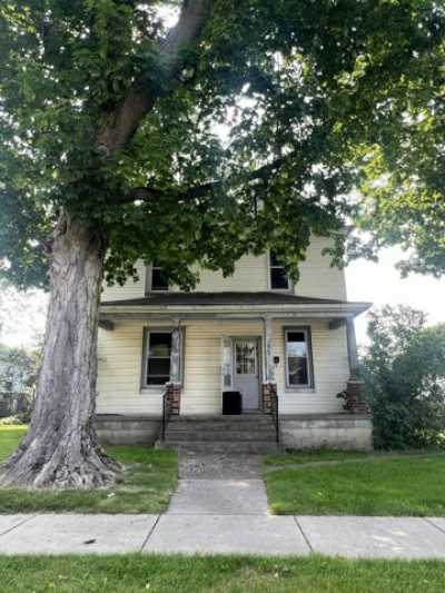 Home For Sale in Three Oaks, Michigan