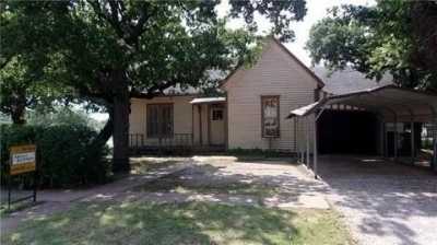 Home For Sale in Bowie, Texas