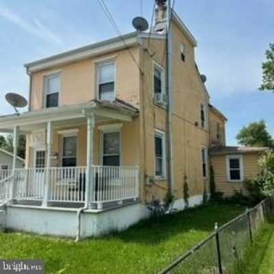 Home For Sale in Beverly, New Jersey