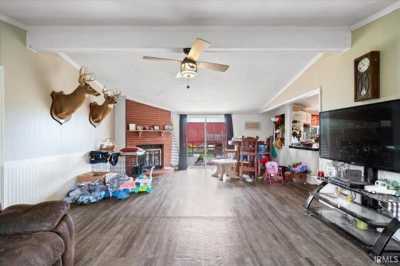 Home For Sale in Sumner, Illinois