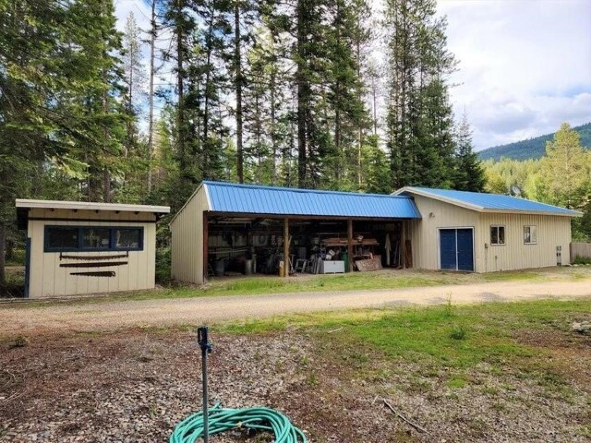Picture of Home For Sale in Cusick, Washington, United States