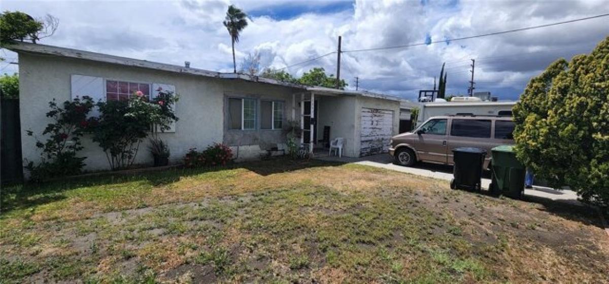 Picture of Home For Sale in Pacoima, California, United States