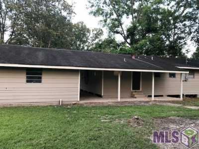 Home For Sale in Livingston, Louisiana