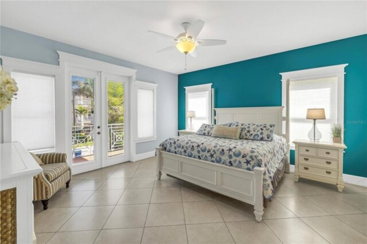 Picture of Home For Sale in Bradenton Beach, Florida, United States