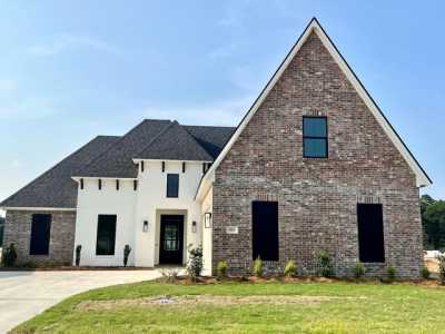 Home For Sale in Benton, Louisiana