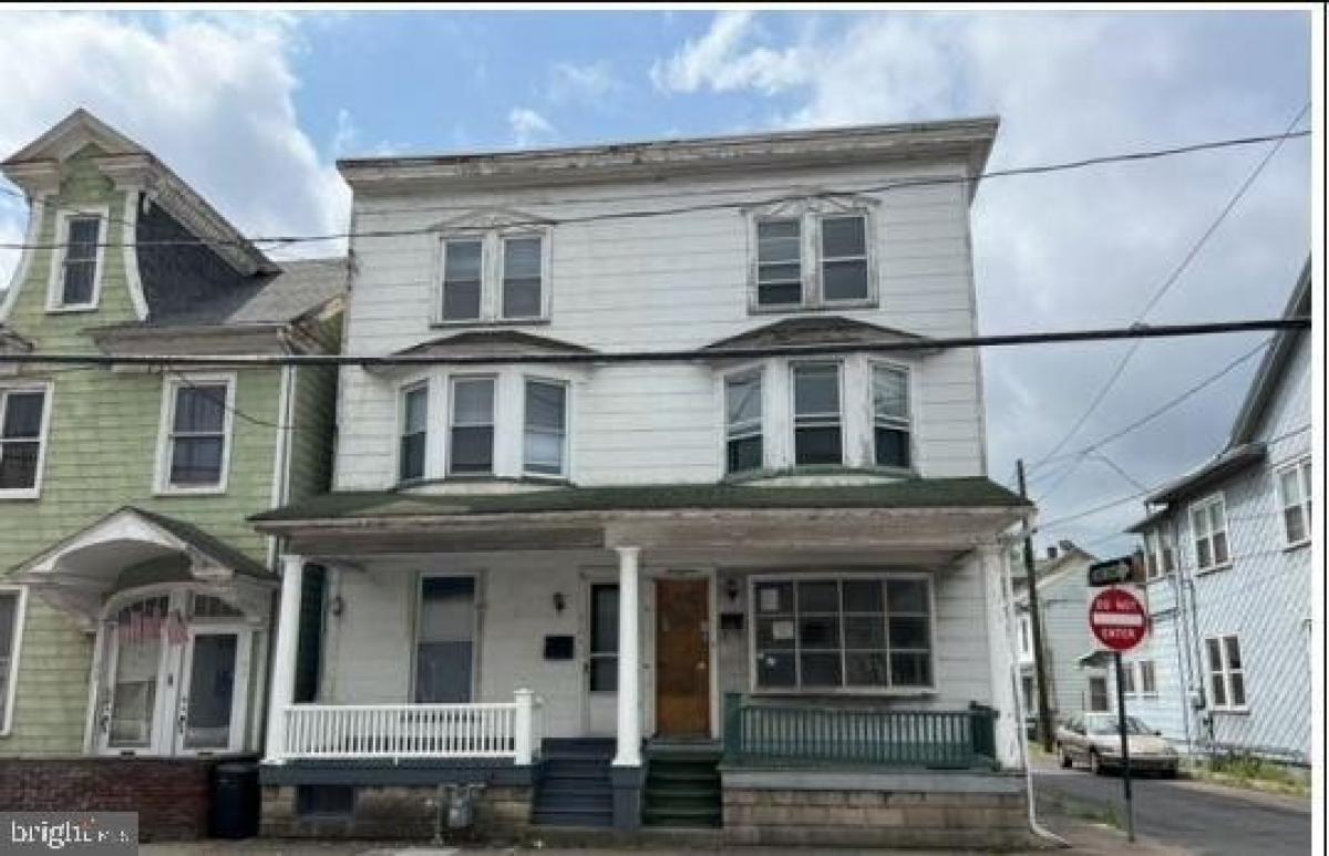 Picture of Home For Sale in Shamokin, Pennsylvania, United States