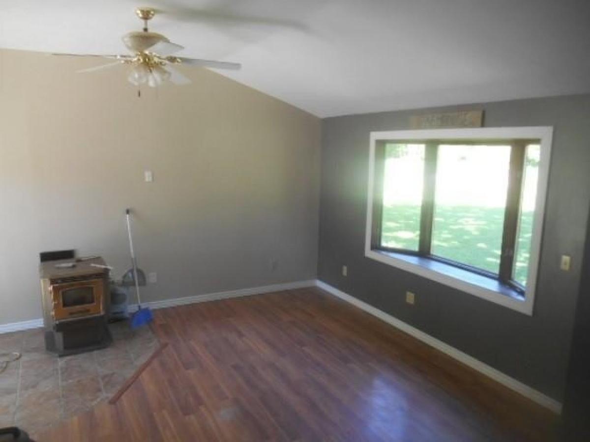 Picture of Home For Sale in Springboro, Pennsylvania, United States