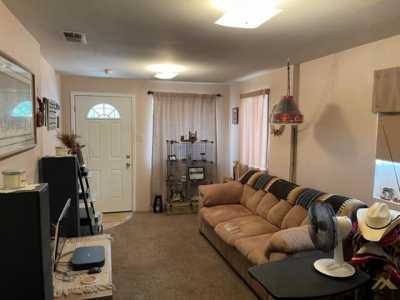 Home For Sale in Taft, California