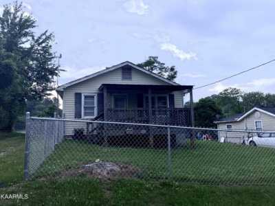 Home For Sale in La Follette, Tennessee