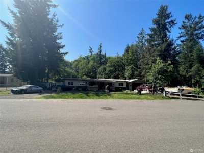 Home For Sale in Maple Valley, Washington