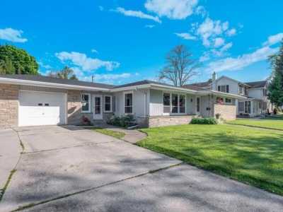 Home For Sale in Sheboygan Falls, Wisconsin