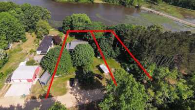 Home For Sale in Three Rivers, Michigan