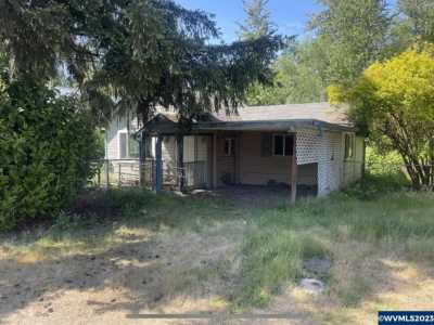 Home For Sale in Sweet Home, Oregon