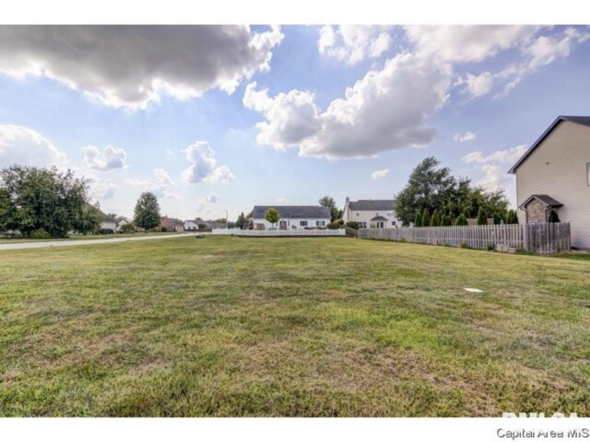 Picture of Residential Land For Sale in Chatham, Illinois, United States