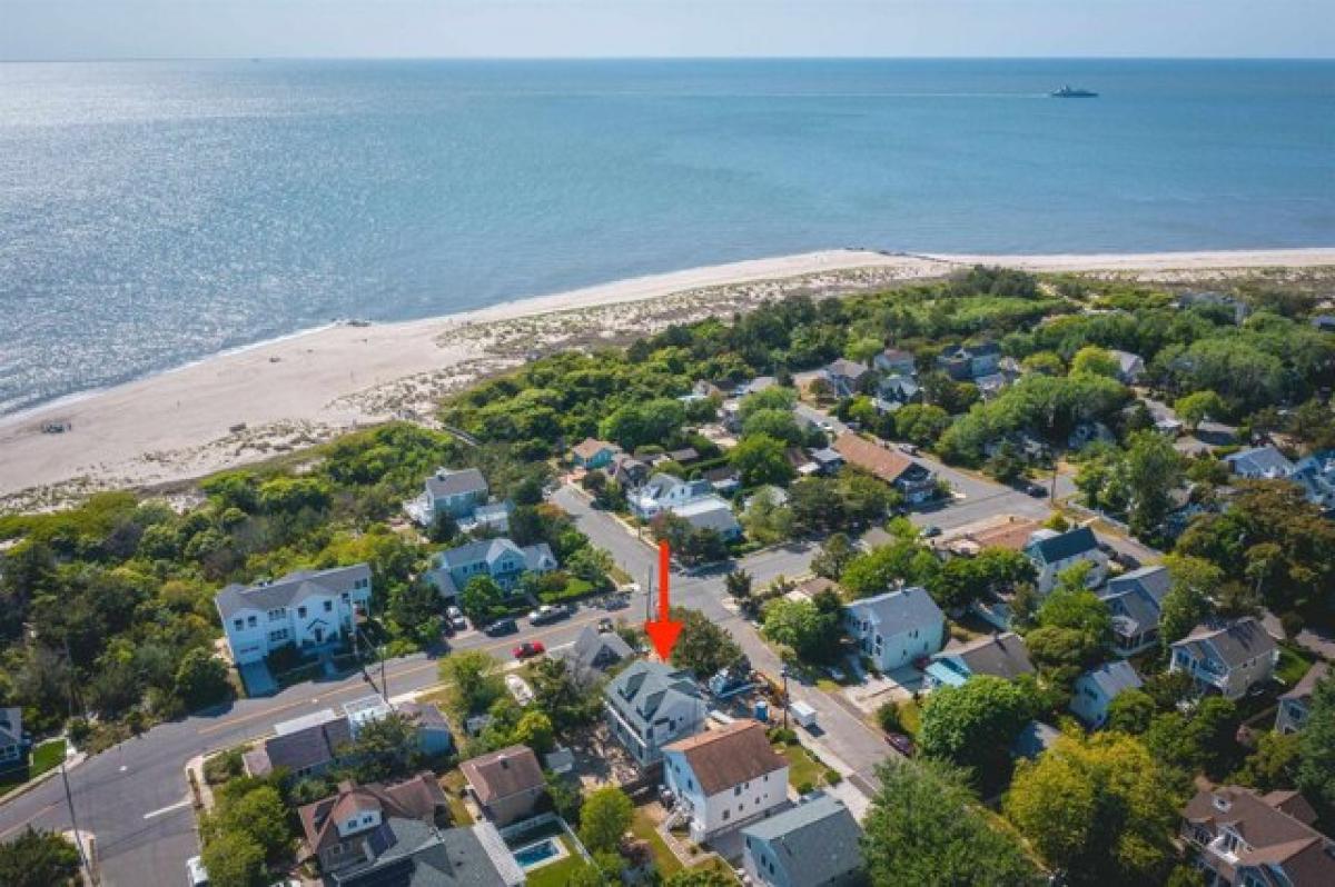 Picture of Home For Sale in Cape May Point, New Jersey, United States