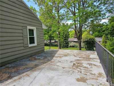 Home For Sale in Camillus, New York