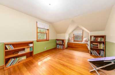 Home For Sale in Thiensville, Wisconsin