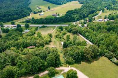 Home For Sale in Bethpage, Tennessee