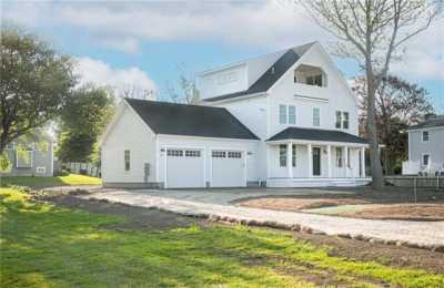 Home For Sale in Middletown, Rhode Island