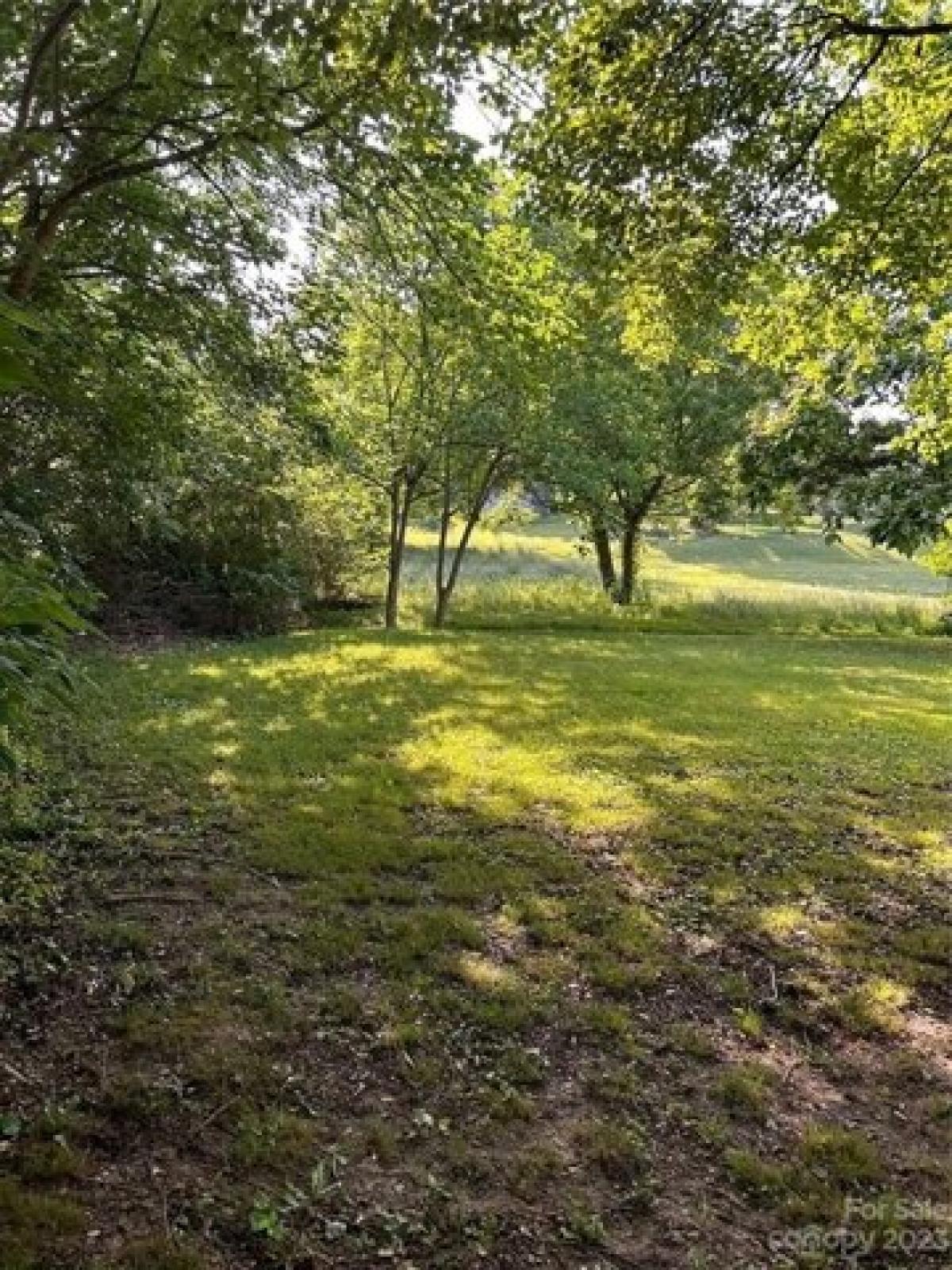 Picture of Residential Land For Sale in Hickory, North Carolina, United States