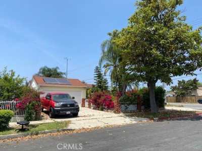Home For Sale in Van Nuys, California