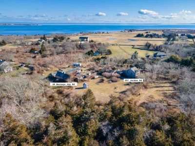 Home For Sale in Dartmouth, Massachusetts
