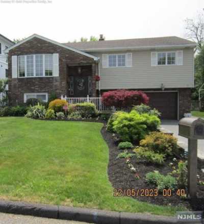 Home For Sale in Little Falls, New Jersey